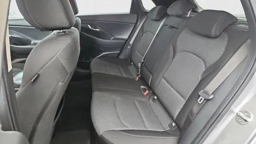 HYUNDAI i30 i30 1.5 DPI Smart