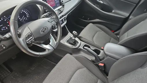 HYUNDAI i30 i30 1.5 DPI Smart