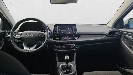 HYUNDAI i30 i30 1.5 DPI Smart