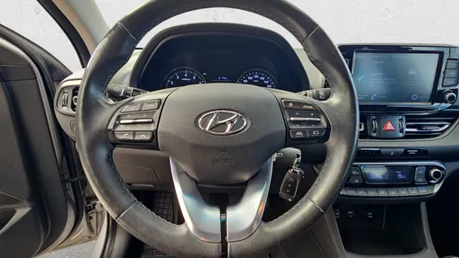 HYUNDAI i30 i30 1.5 DPI Smart
