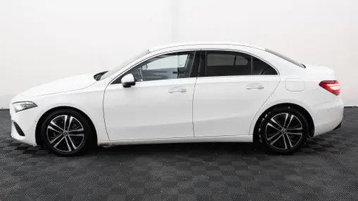 MERCEDES-BENZ A Klasa A 200 d Progressive 8G-DCT
