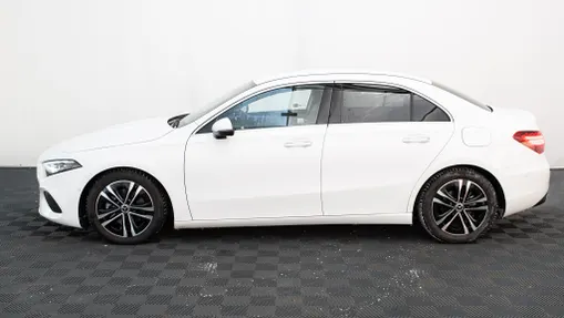 MERCEDES-BENZ A Klasa A 200 d Progressive 8G-DCT