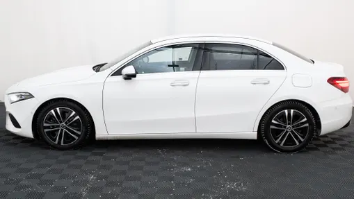 MERCEDES-BENZ A Klasa A 200 d Progressive 8G-DCT