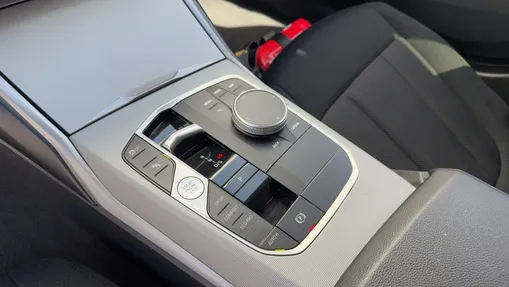 BMW Seria 3 318d mHEV aut