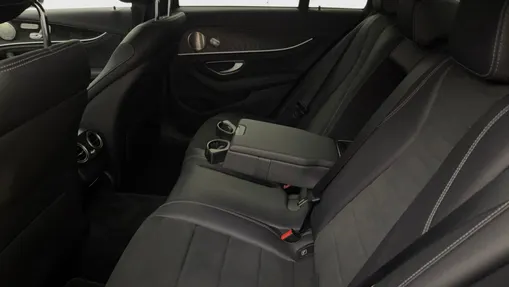 MERCEDES-BENZ E Klasa E 220 d 4-Matic AMG
