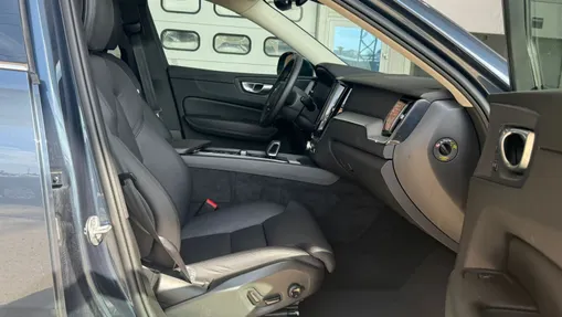 VOLVO XC60 XC60 T6 Plug-In Hybrid AWD Plus Bright aut