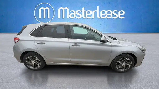 HYUNDAI i30 i30 1.5 DPI Smart