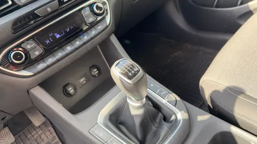 HYUNDAI i30 i30 1.5 DPI Smart