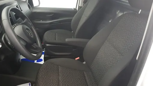 MERCEDES-BENZ Vito eVito 111 L2 447.603