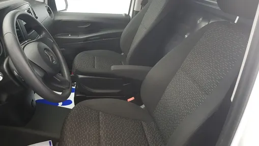 MERCEDES-BENZ Vito eVito 111 L2 447.603