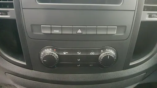 MERCEDES-BENZ Vito eVito 111 L2 447.603