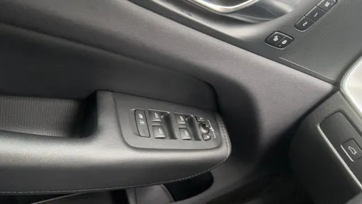 VOLVO XC60 XC60 B4 B Plus Bright aut