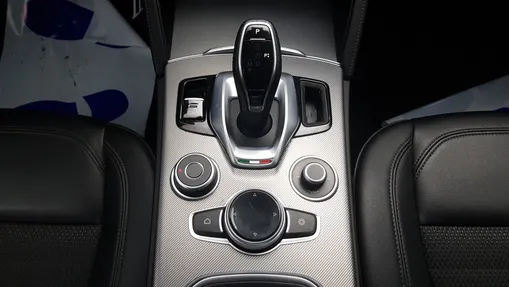 ALFA ROMEO Stelvio Stelvio 2.0 Turbo Sprint Q4 aut