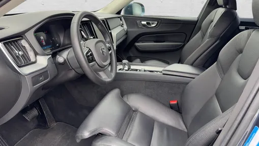 VOLVO XC60 XC60 B4 D AWD Plus Bright aut