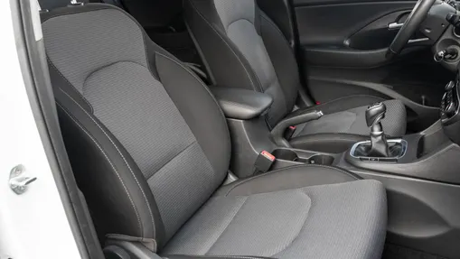 HYUNDAI i30 i30 1.0 T-GDI Modern
