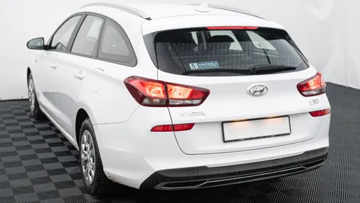 HYUNDAI i30 i30 1.0 T-GDI Modern