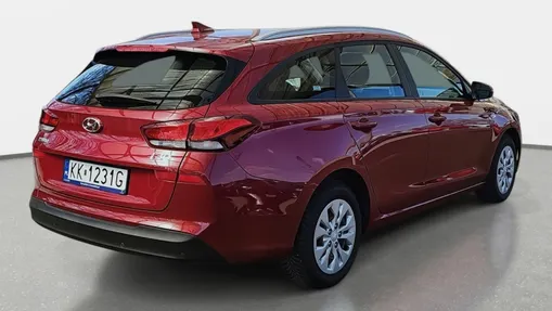 HYUNDAI i30 i30 1.5 DPI Classic +