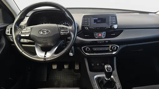HYUNDAI i30 i30 1.5 DPI Classic +