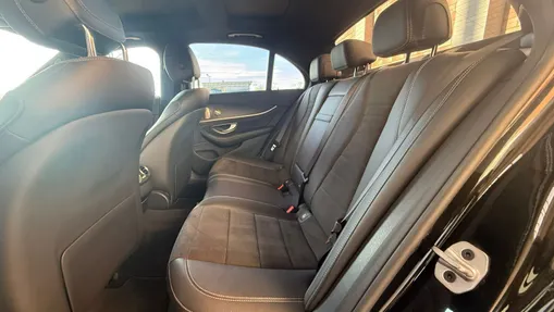 MERCEDES-BENZ E Klasa E 300 de AMG