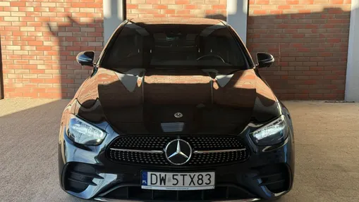 MERCEDES-BENZ E Klasa E 300 de AMG