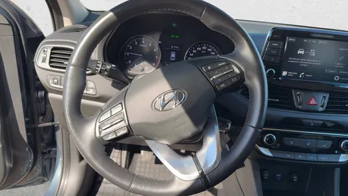 HYUNDAI i30 i30 1.0 T-GDI Modern