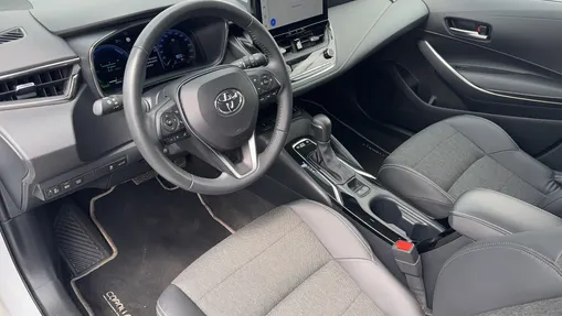 TOYOTA Corolla Corolla 1.8 Hybrid Style