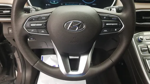 HYUNDAI Santa Fe Santa Fe 1.6 T-GDI HEV Platinum 4WD aut