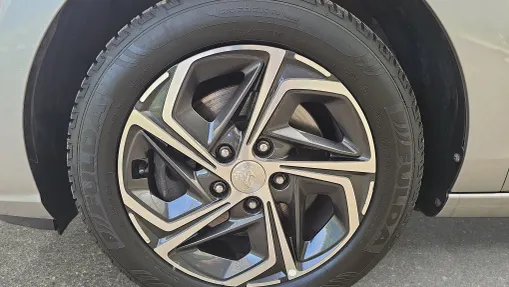 HYUNDAI i30 i30 1.5 DPI Smart