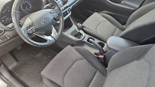 HYUNDAI i30 i30 1.5 DPI Smart