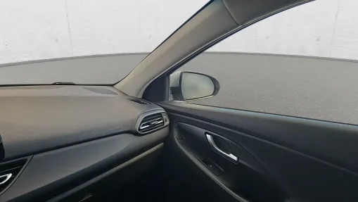 HYUNDAI i30 i30 1.5 DPI Smart