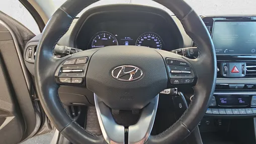 HYUNDAI i30 i30 1.5 DPI Smart