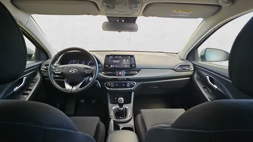 HYUNDAI i30 i30 1.5 DPI Smart