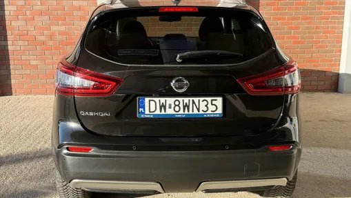 NISSAN Qashqai Qashqai 1.3 DIG-T N-Connecta DCT