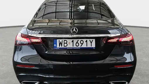 MERCEDES-BENZ E Klasa E 220 d 4-Matic AMG