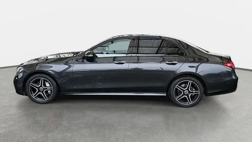 MERCEDES-BENZ E Klasa E 220 d 4-Matic AMG