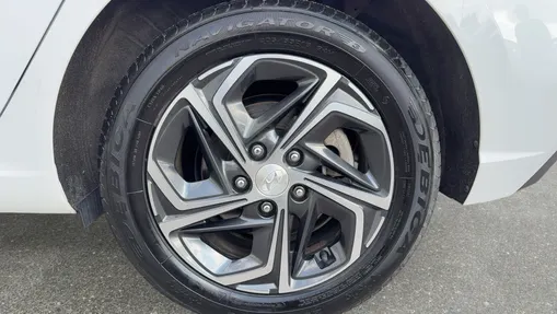 HYUNDAI i30 i30 1.0 T-GDI Smart