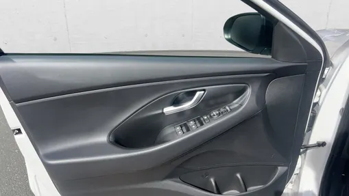 HYUNDAI i30 i30 1.0 T-GDI Smart