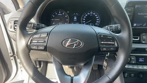 HYUNDAI i30 i30 1.0 T-GDI Smart