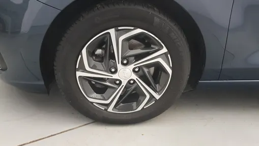 HYUNDAI i30 i30 1.5 T-GDI 48V Smart