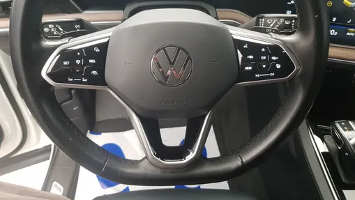 VOLKSWAGEN Touareg Touareg 3.0 V6 TDI SCR 4Mot. Atmosphere