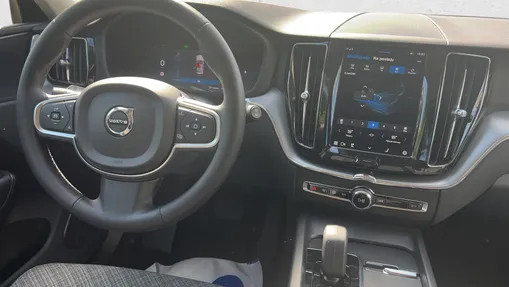 VOLVO XC60 XC60 B4 D AWD Core aut