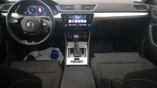 SKODA Superb Superb 2.0 TDI SCR Ambition DSG