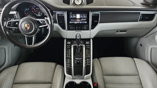 PORSCHE Macan Macan Turbo