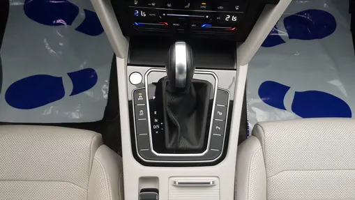 VOLKSWAGEN Passat Passat 2.0 TSI 4Mot. Elegance DSG