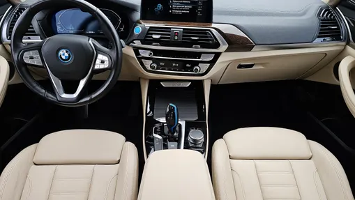 BMW iX3 iX3