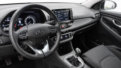 HYUNDAI i30 i30 1.5 T-GDI 48V Smart