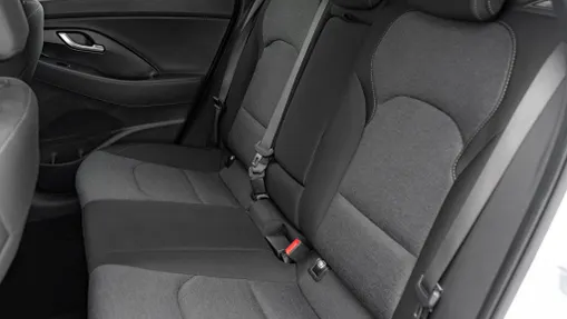 HYUNDAI i30 i30 1.5 T-GDI 48V Smart