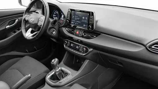 HYUNDAI i30 i30 1.5 T-GDI 48V Smart