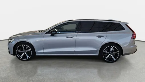 VOLVO V60 V60 B5 B AWD Plus Dark aut