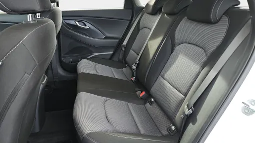 HYUNDAI i30 i30 1.0 T-GDI Modern